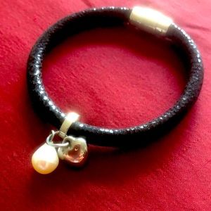 Gorgeous Pearl Bracelet